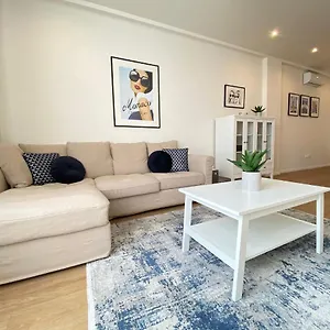 Ultralux Magnolia Center Bestern Apartman