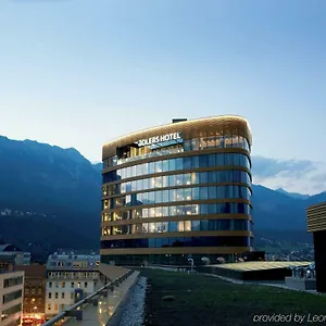 rezervați aici