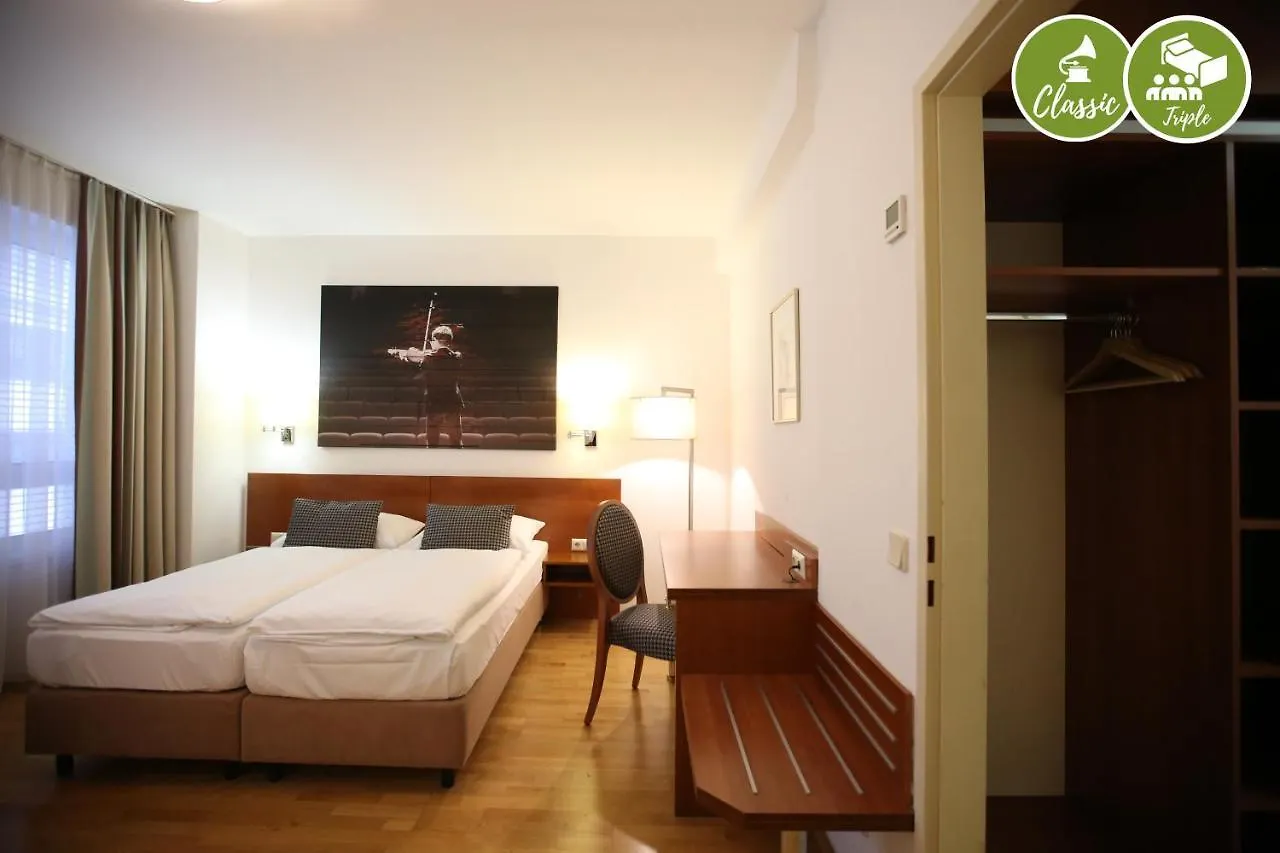 Arte Hotel Wien Stadthalle 4*, Vídeň Rakousko