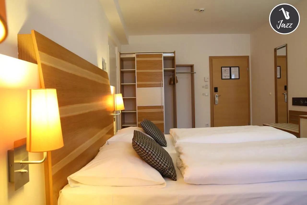 Arte Hotel Wien Stadthalle 4*, Vídeň